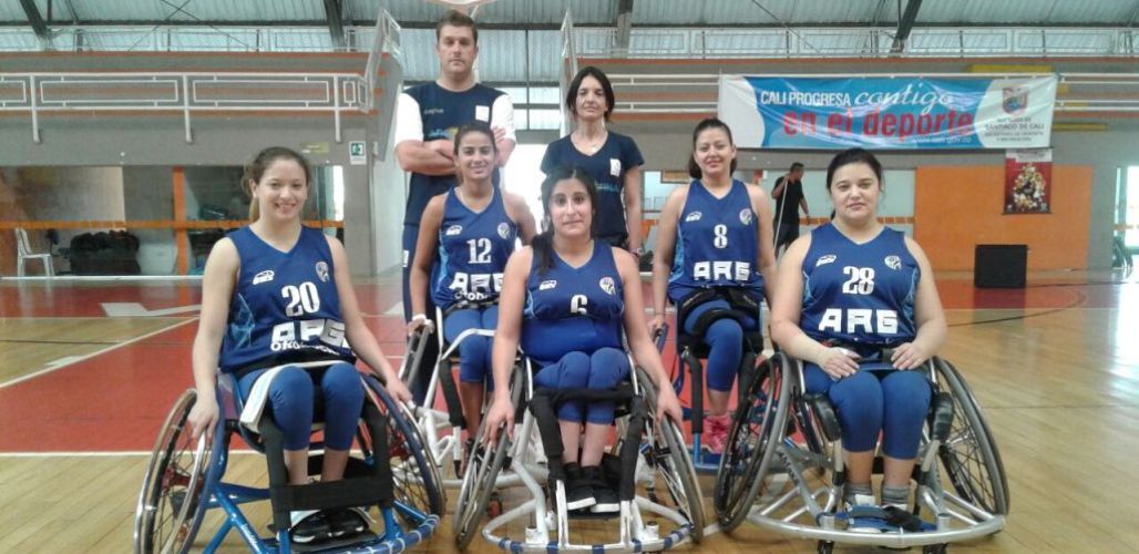 Seleccionado argentino de basquet femenino sobre silla de ruedas